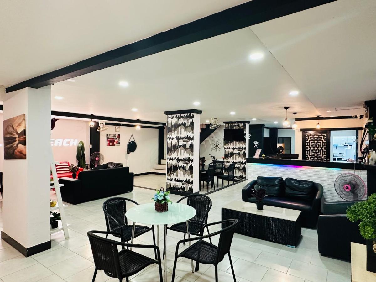 فندق Beachwalk Patong المظهر الخارجي الصورة