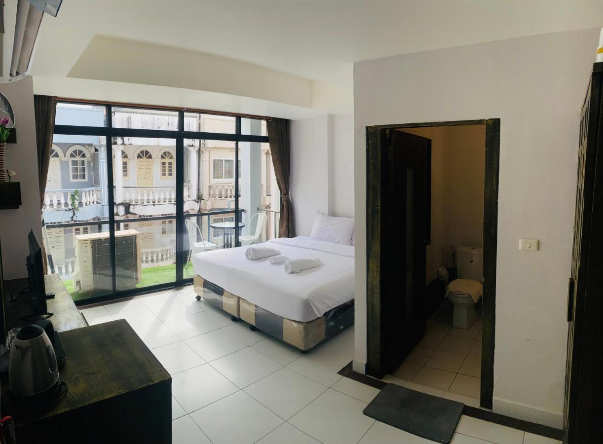 فندق Beachwalk Patong المظهر الخارجي الصورة