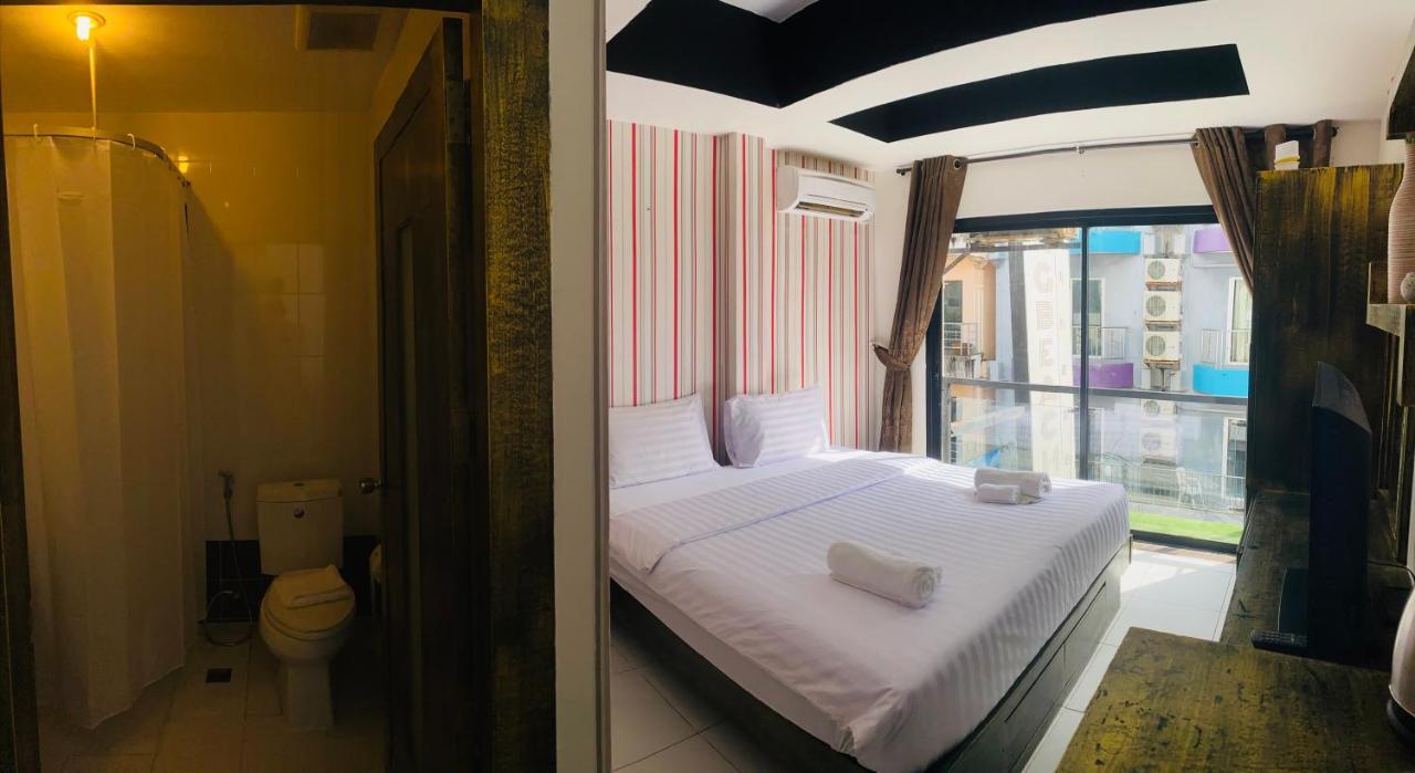فندق Beachwalk Patong المظهر الخارجي الصورة