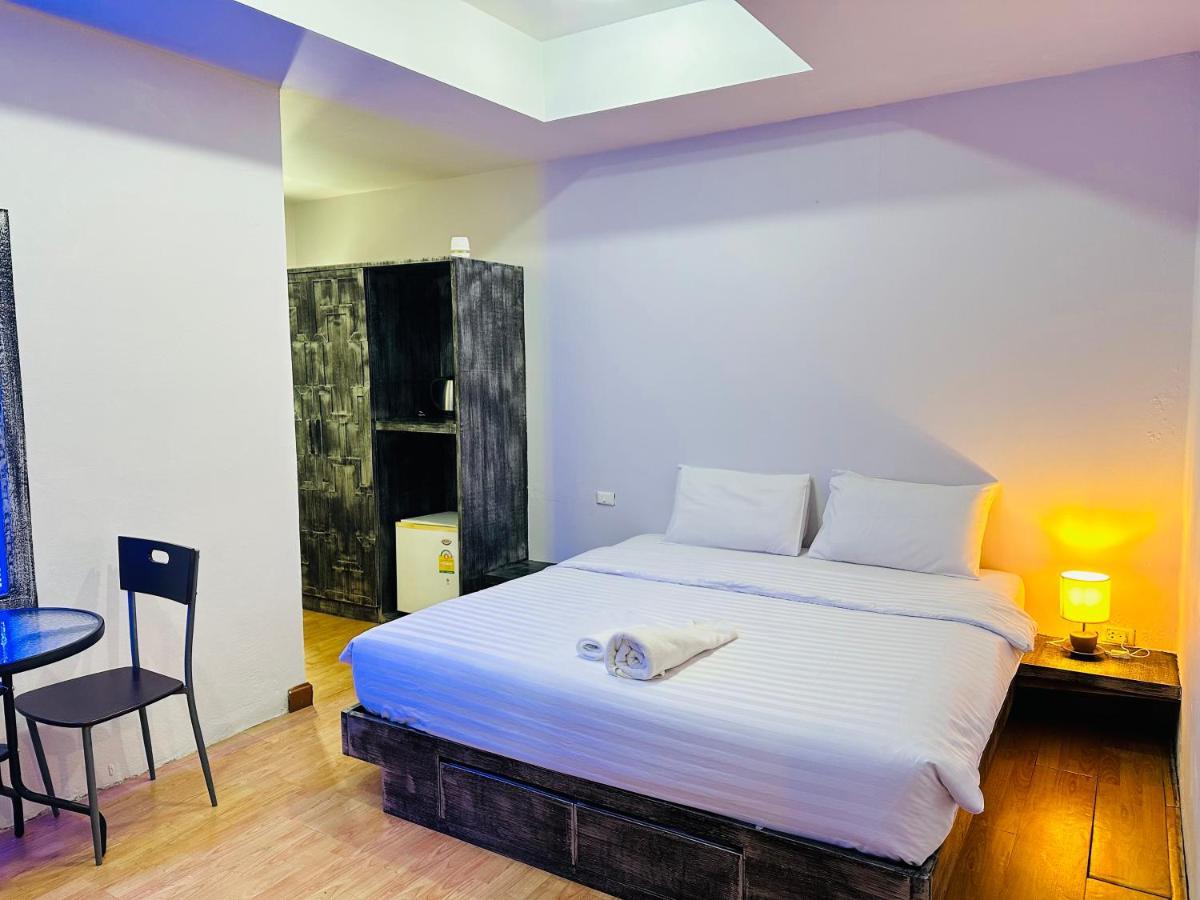 فندق Beachwalk Patong المظهر الخارجي الصورة