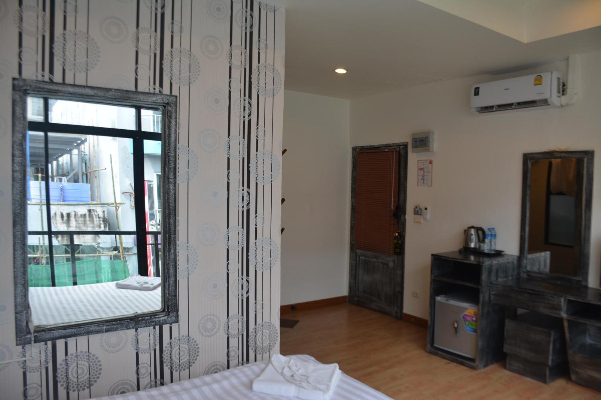 فندق Beachwalk Patong المظهر الخارجي الصورة