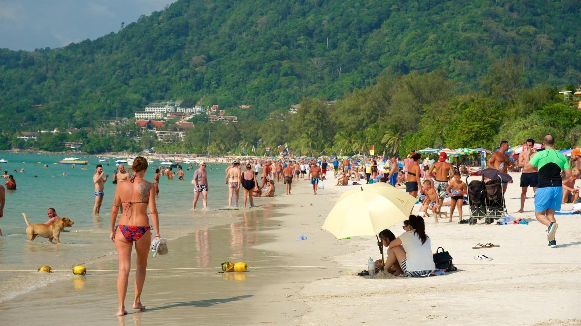 فندق Beachwalk Patong المظهر الخارجي الصورة
